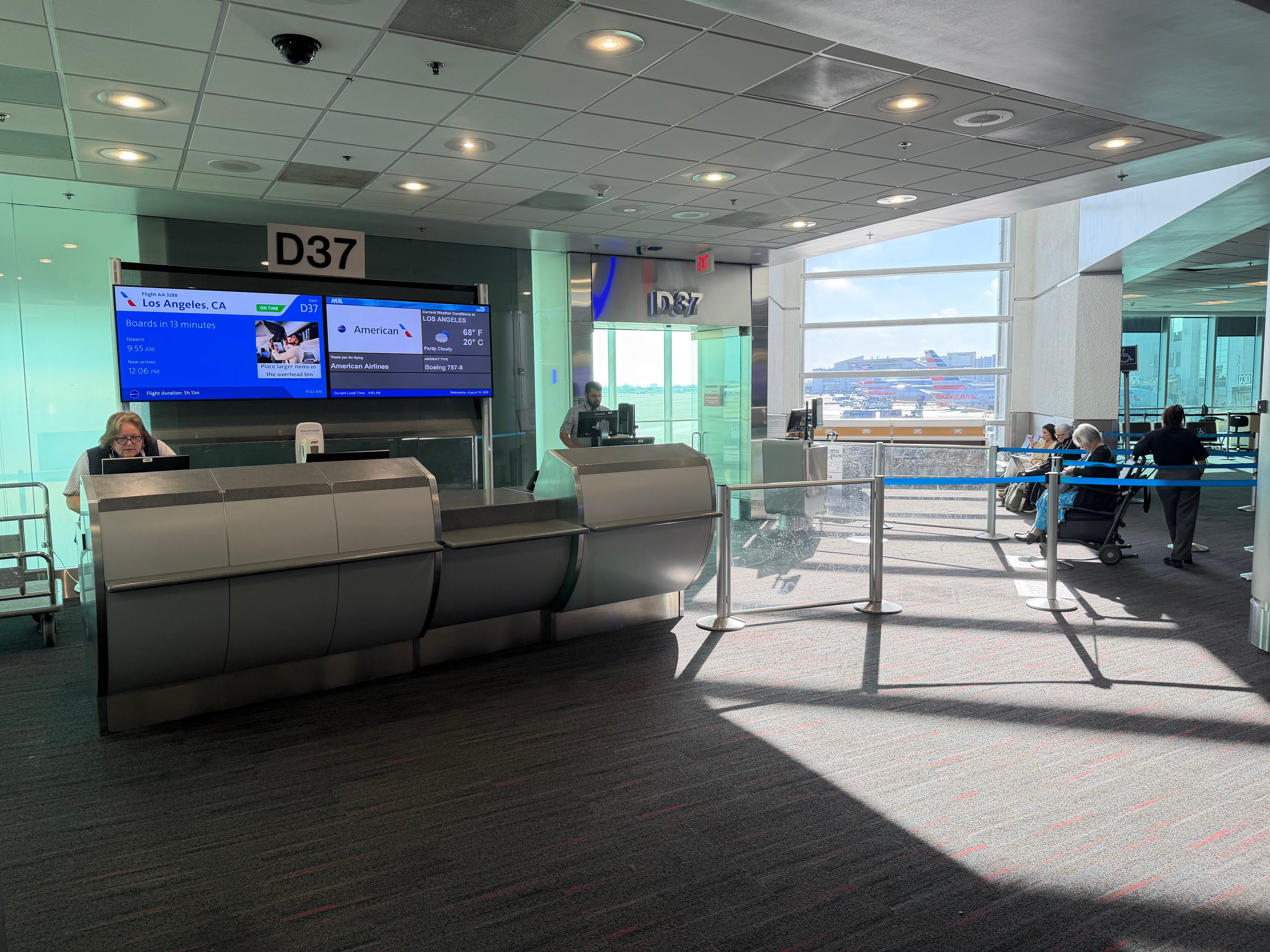 Waiting area at gate D37 before the American Airlines flight to Los Angeles.