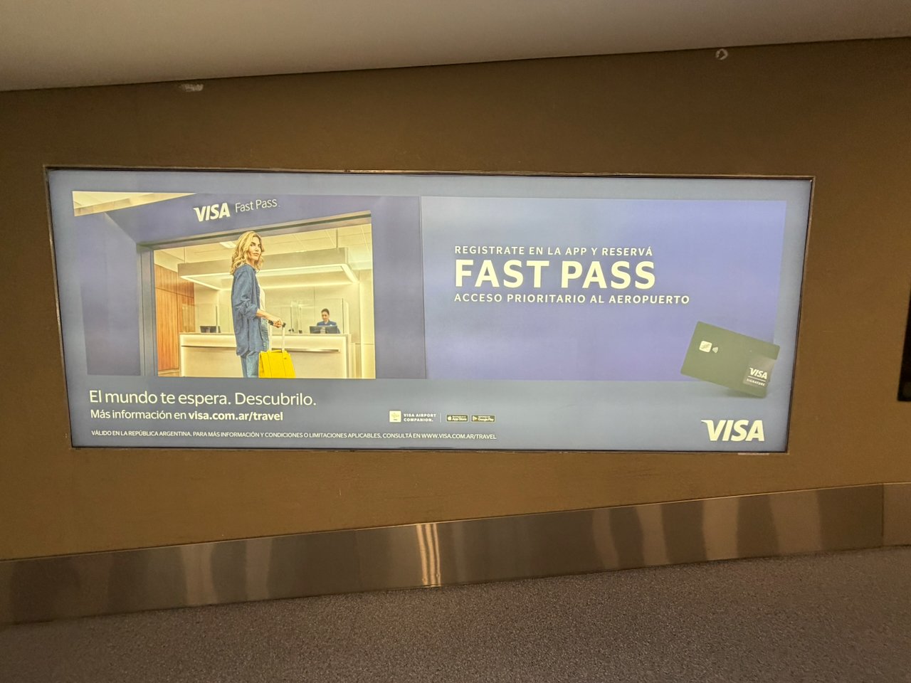 Visa Fast Pass advertisement at Ezeiza airport.