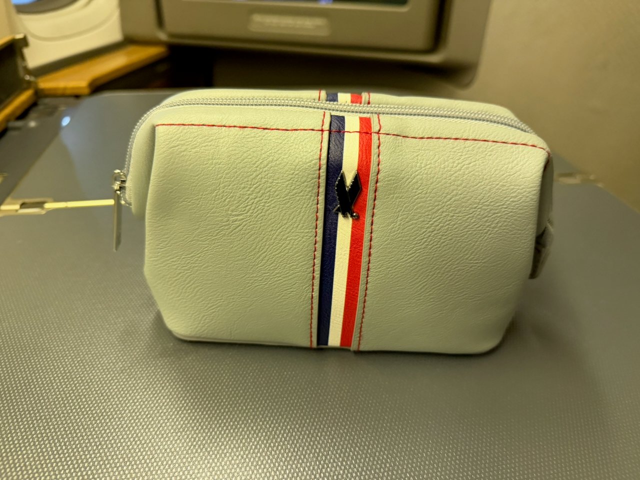 Detail of the American centennial amenity kit bag stripe.