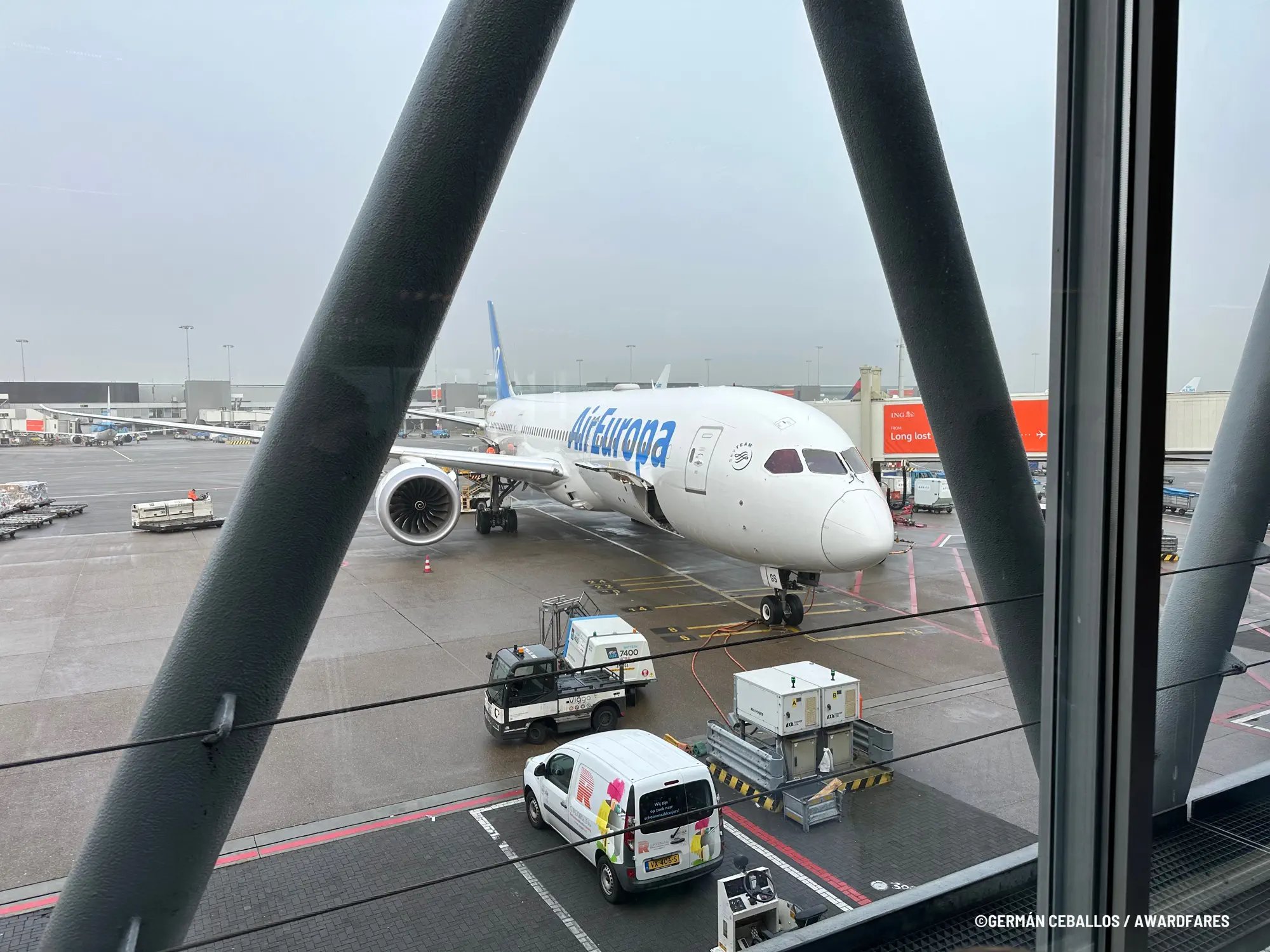 Air Europa 787-9 Economy Class Review from Amsterdam to Madrid