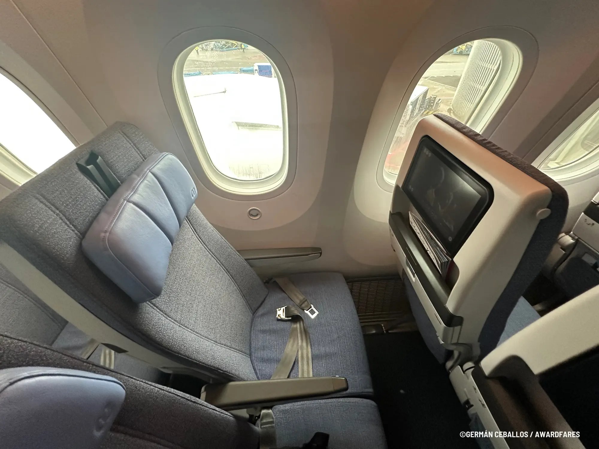 Air Europa 787-9 Economy Class Review from Amsterdam to Madrid