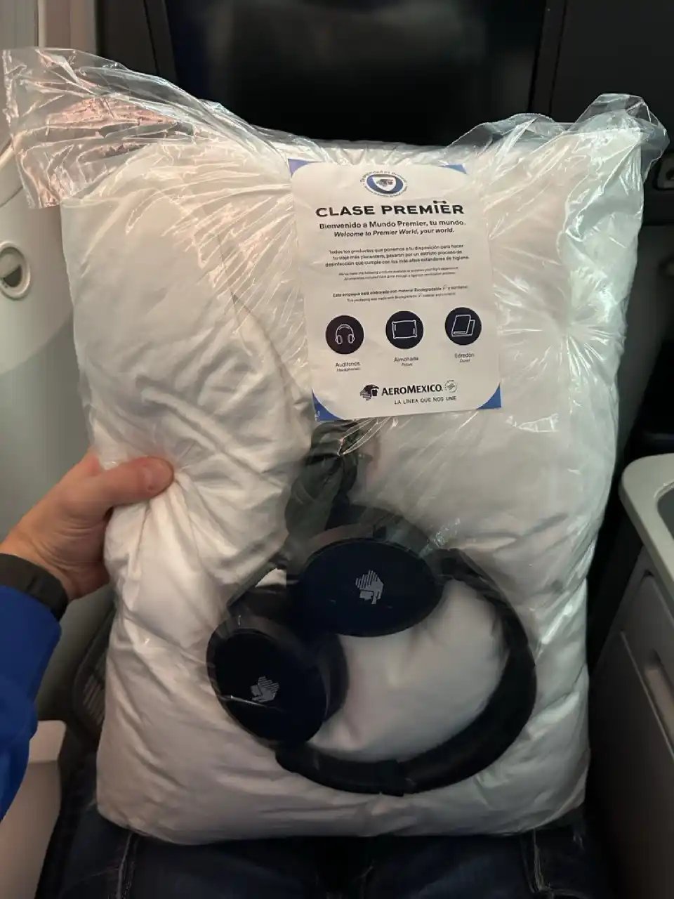 Kit de ropa de cama en Clase Ejecutiva Aeroméxico 787-8