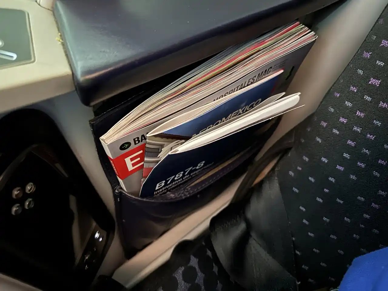 Almacenamiento en Clase Ejecutiva Aeroméxico 787-8