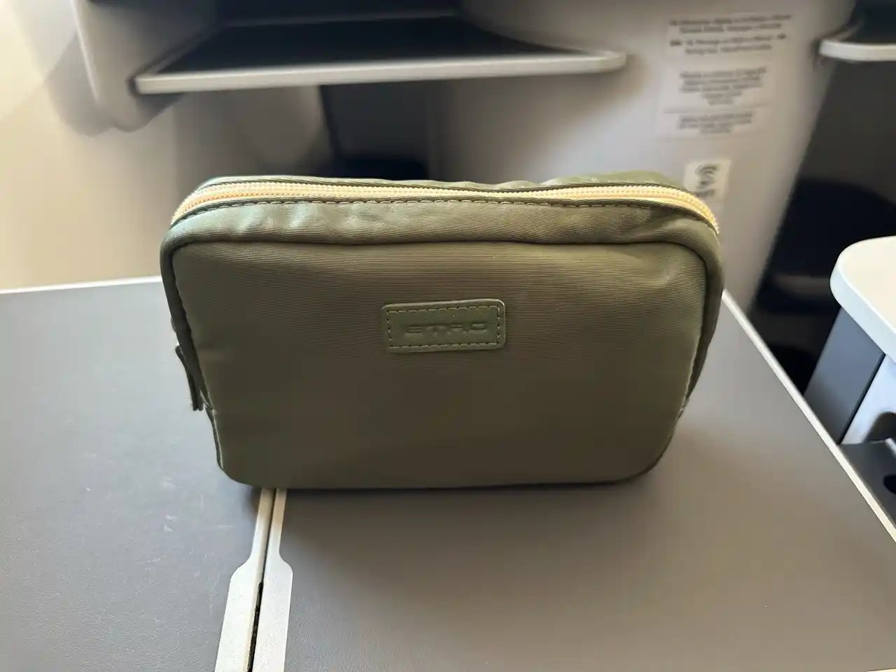 Kit de amenidades Clase Ejecutiva Aeroméxico 787-8