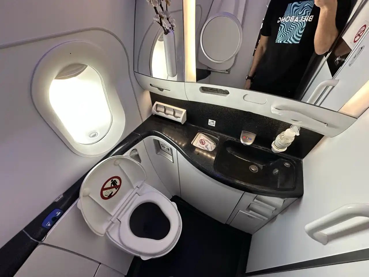 Lavabo Clase Business Aeroméxico 787-9