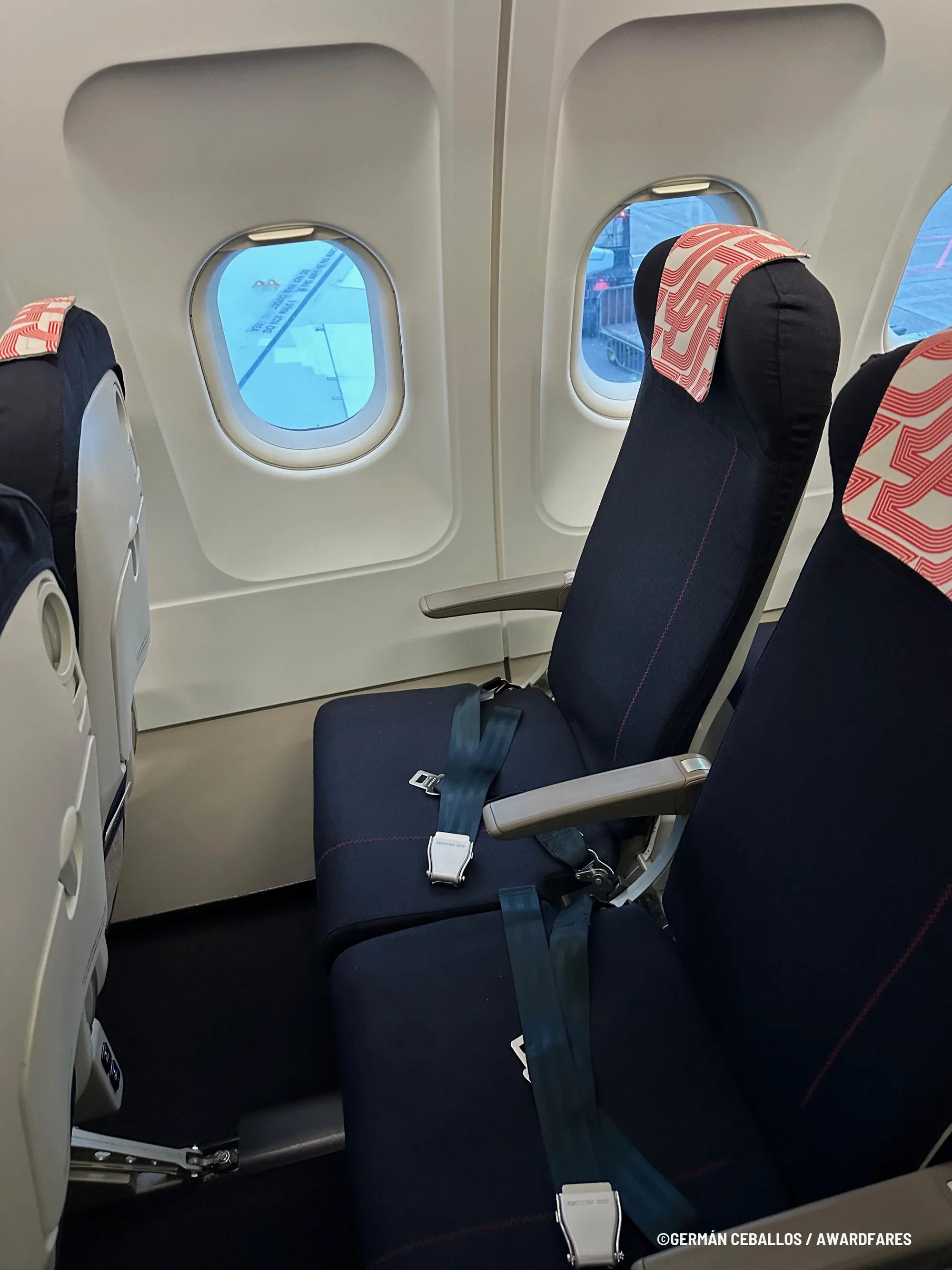 Air France A318 Economy Class from Copenhagen to Paris CDG