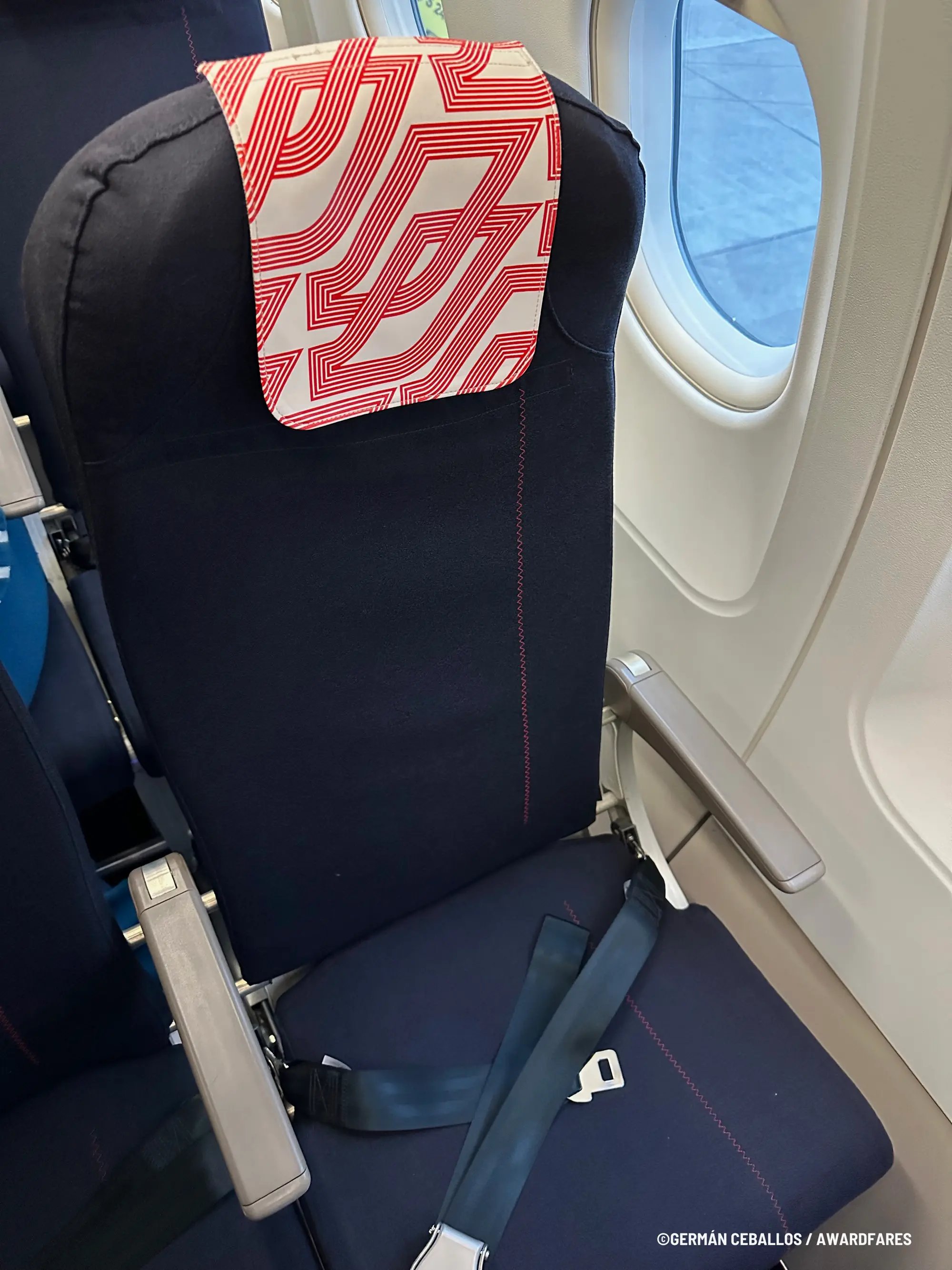 Air France A318 Economy Class from Copenhagen to Paris CDG