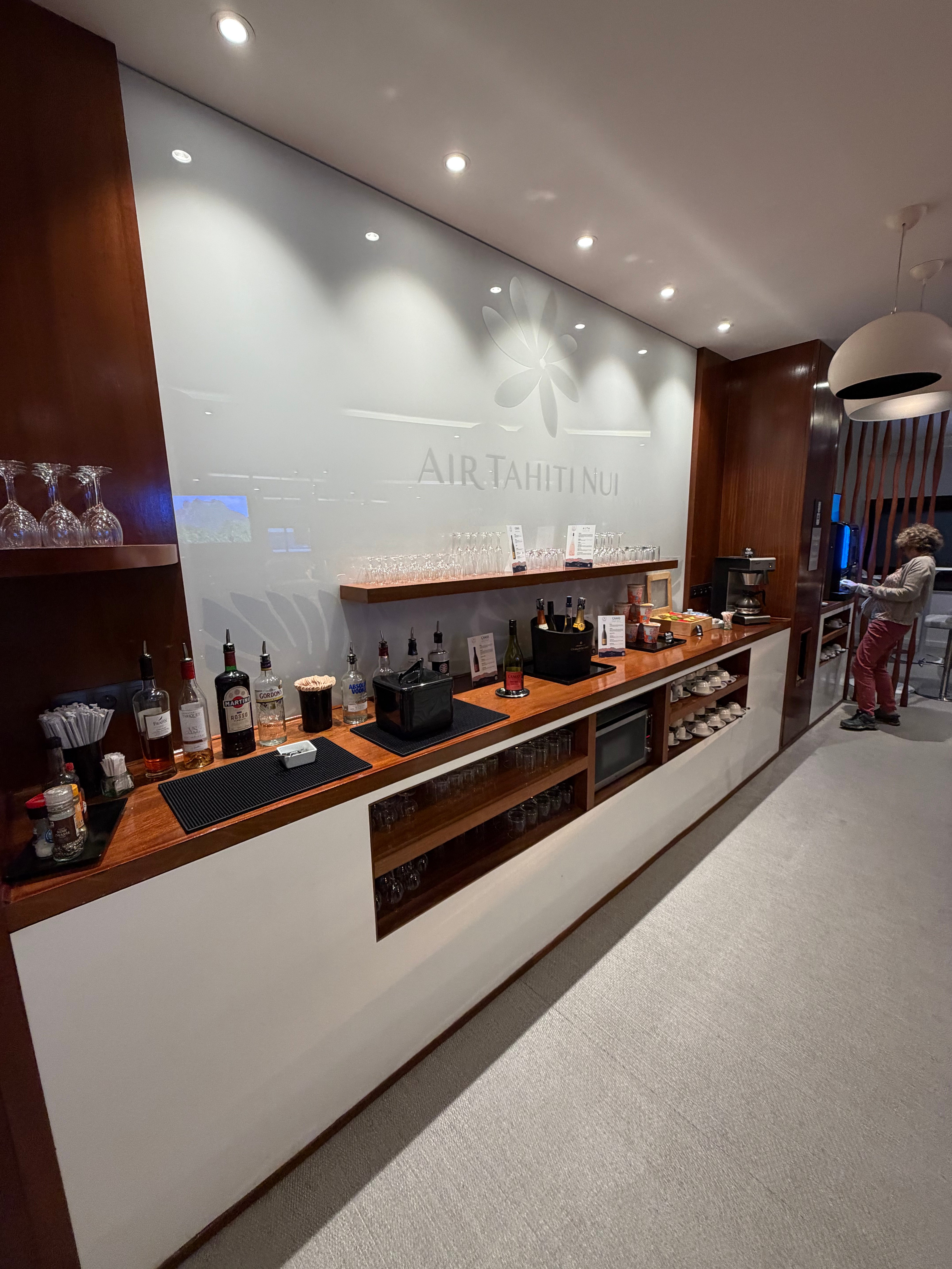 Drinks counter inside the airport lounge.
