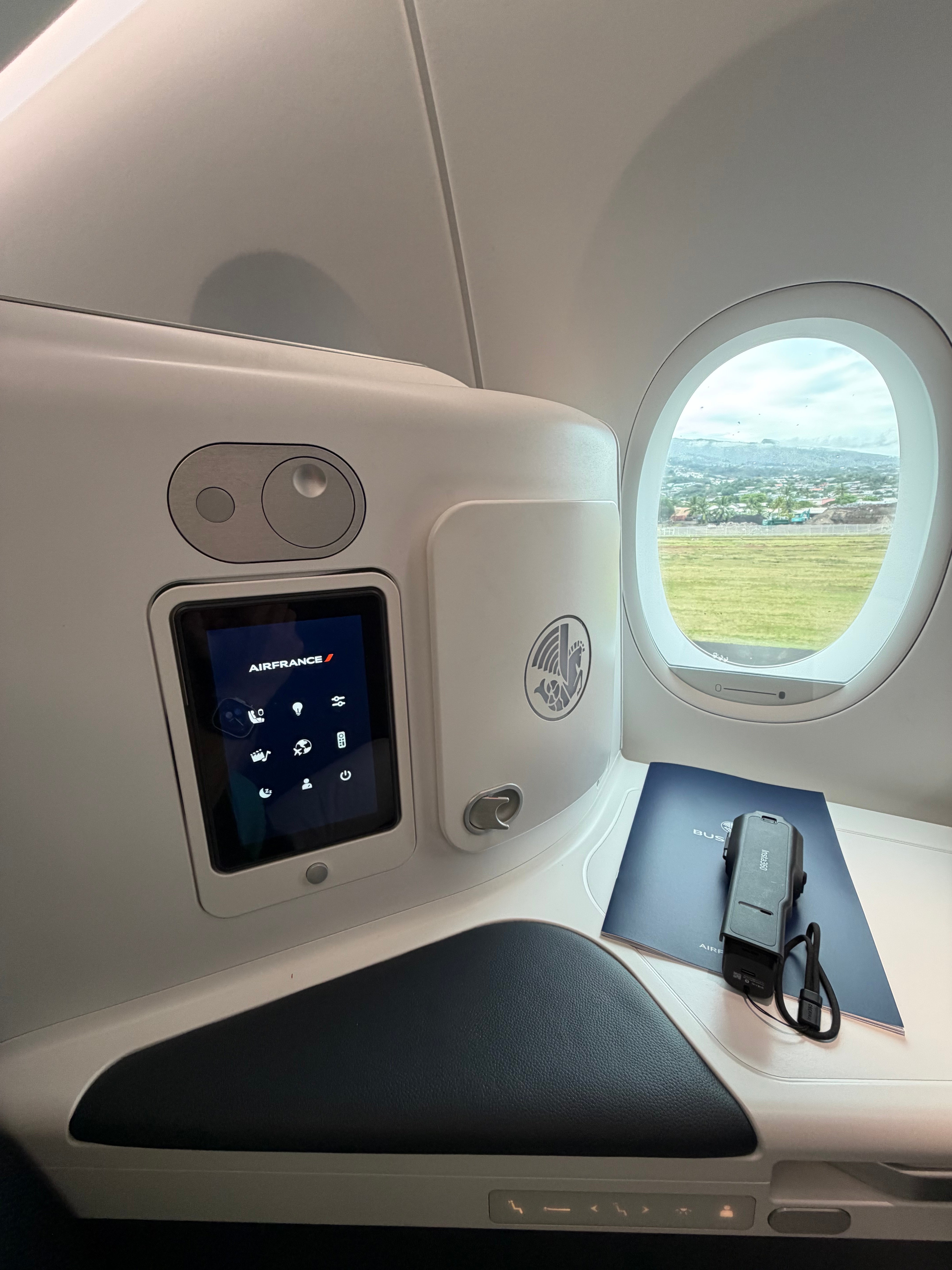 Business Class side console and storage.