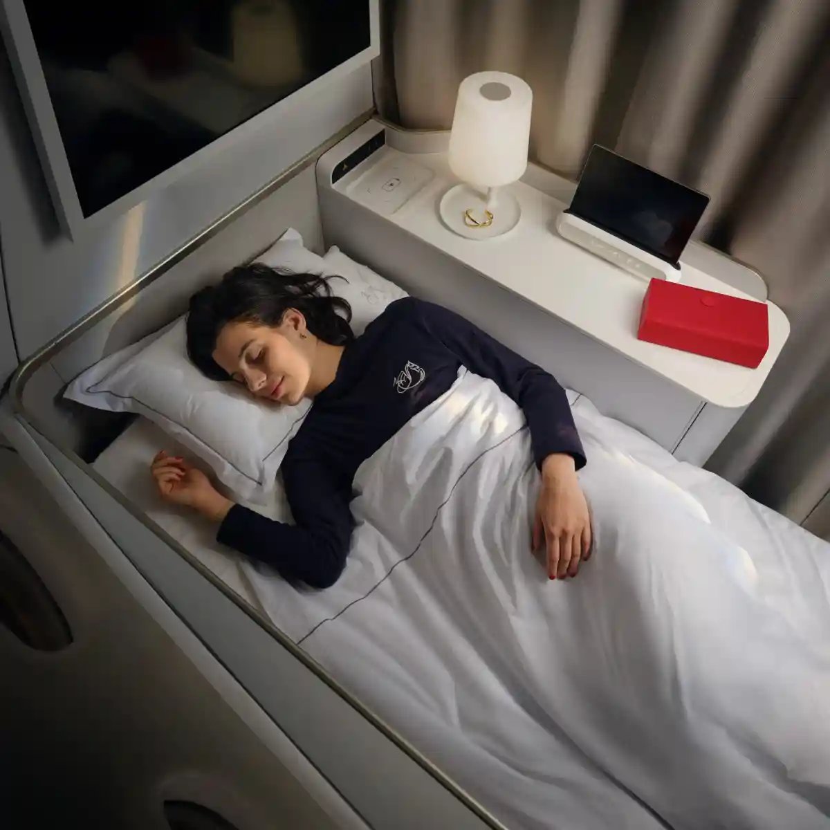 Air France Introduces New La Première First Class Cabin (2025).