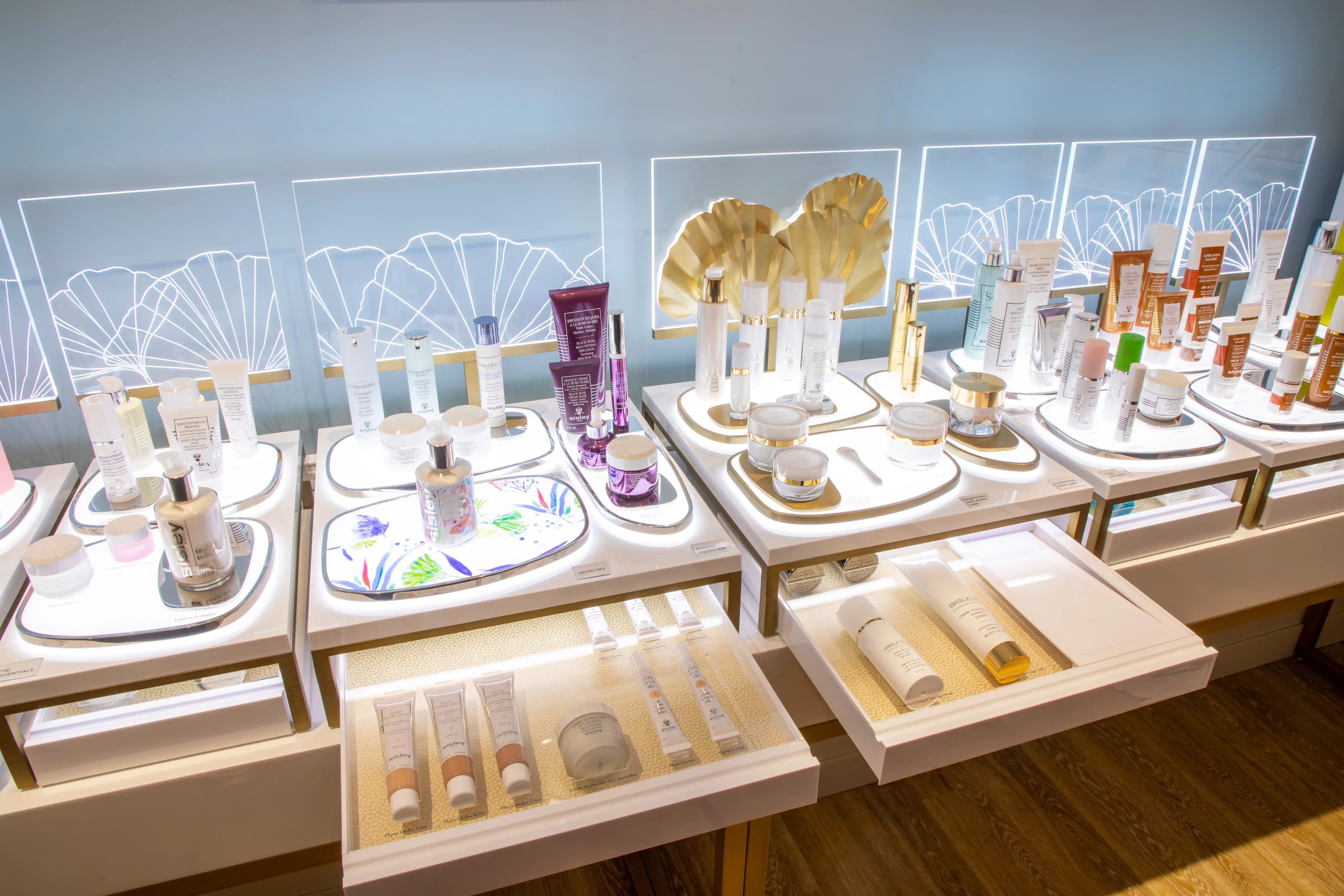 Air France Introduces New La Première First Class Cabin (2025).