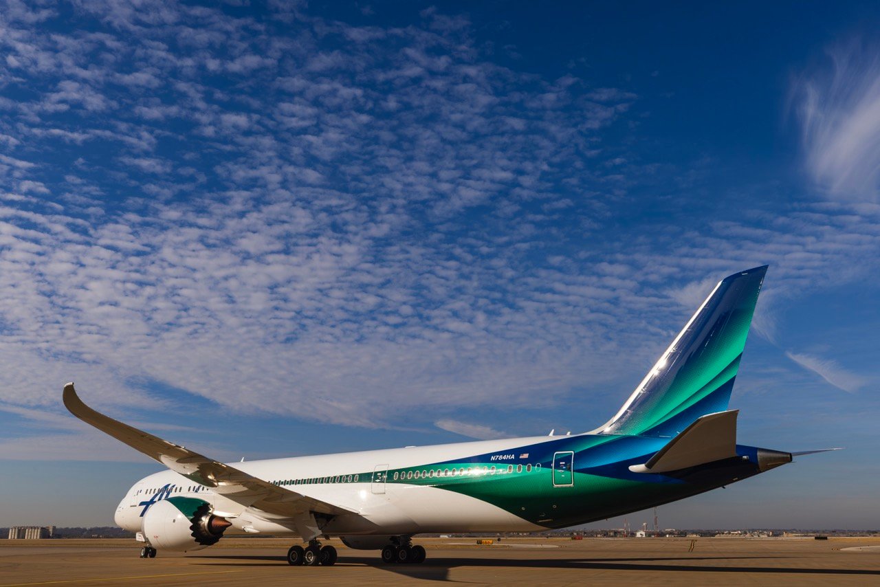 Alaska Airlines new Aurora Borealis themed global livery on a Boeing 787-9.
