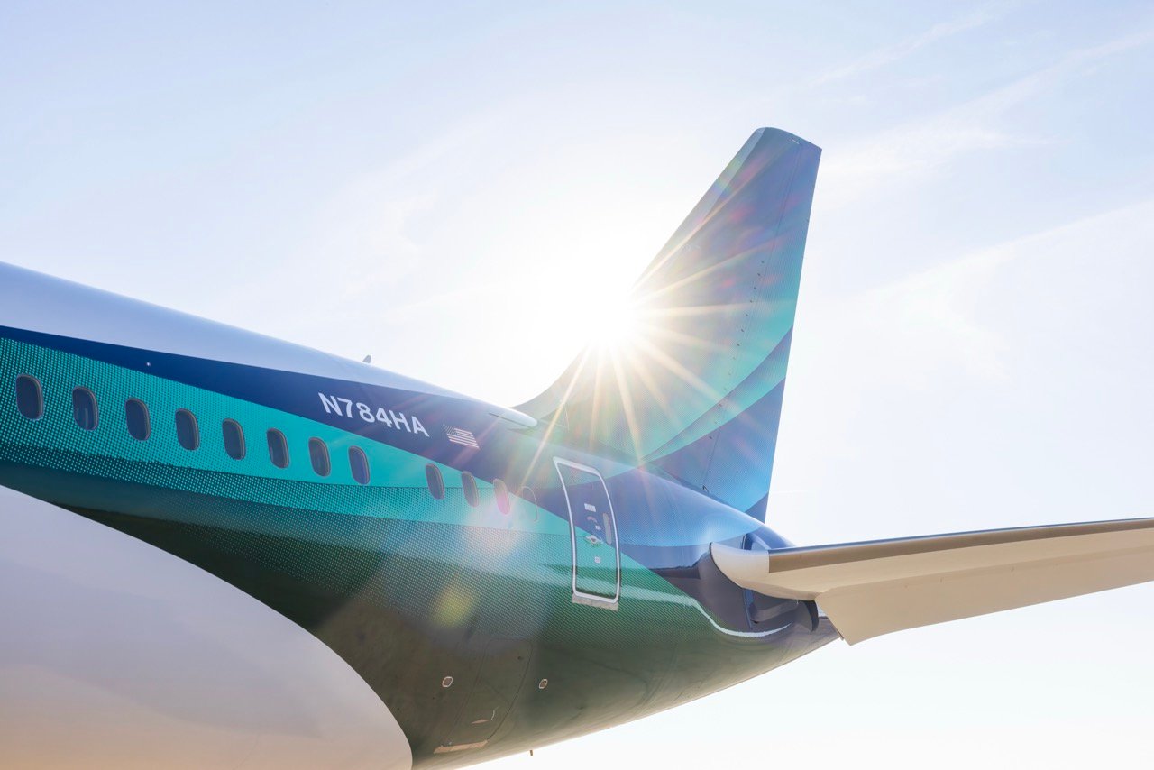 Alaska Airlines new Aurora Borealis themed global livery on a Boeing 787-9.