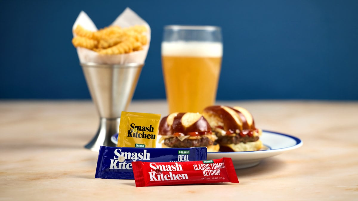 American Airlines Classic Sliders and Fries served with Smash Kitchen premium condiments