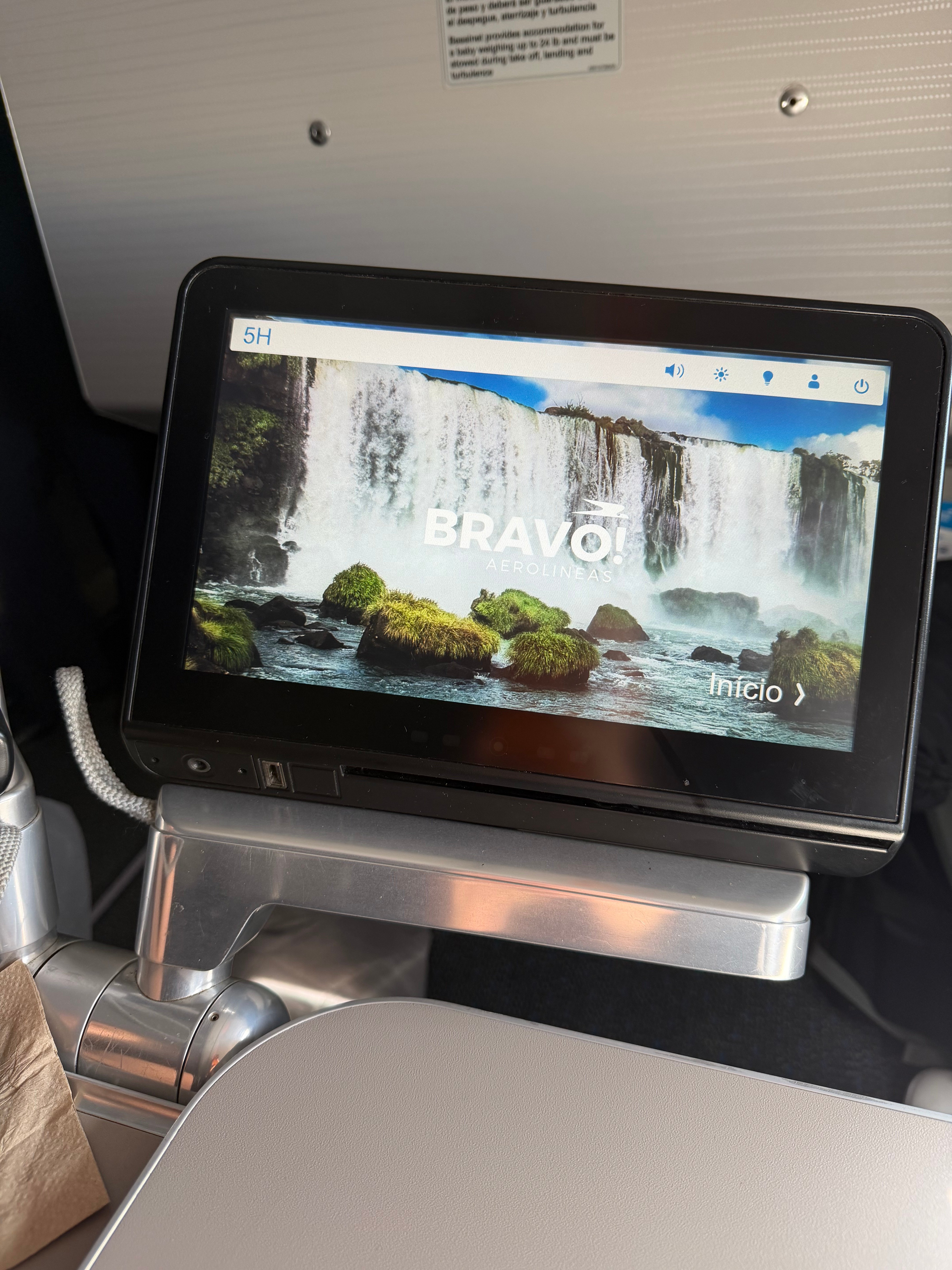 Aerolíneas Argentinas inflight entertainment welcome screen.