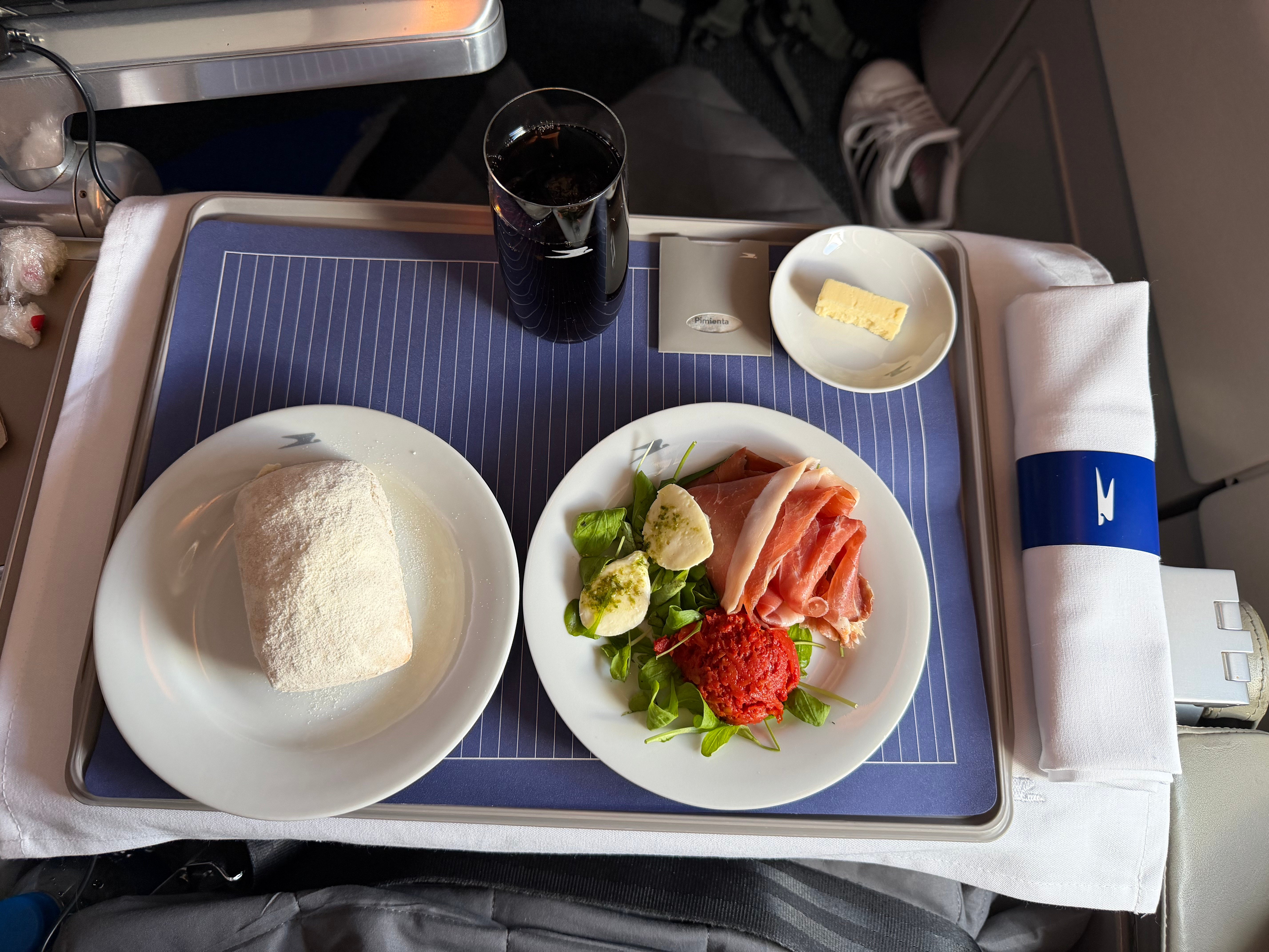 Lunch starter tray served in Aerolíneas Argentinas Business Class.