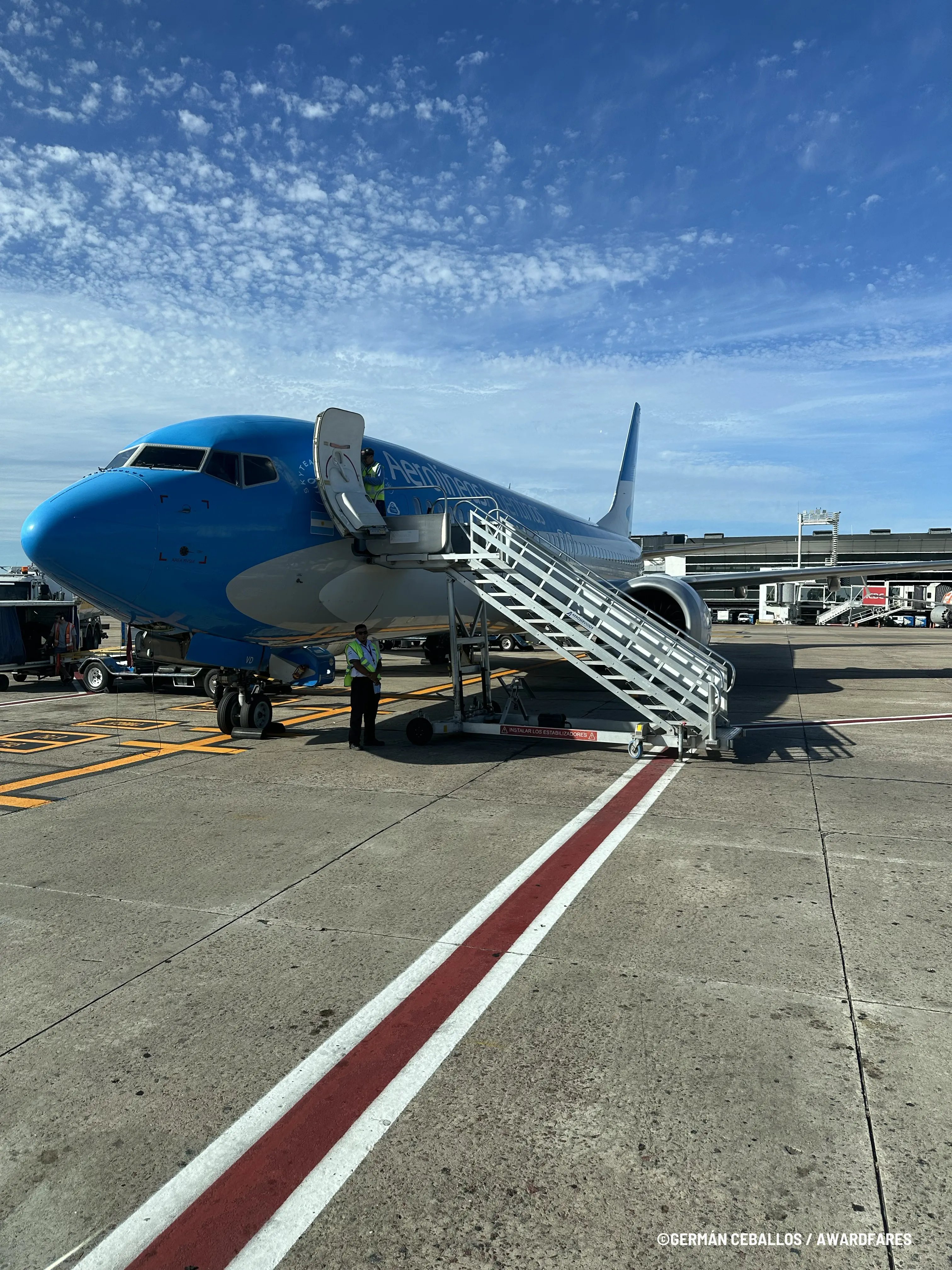 Aerolíneas Argentinas 737 MAX 8 Clase Económica de Buenos Aires a Ushuaia (2025)
