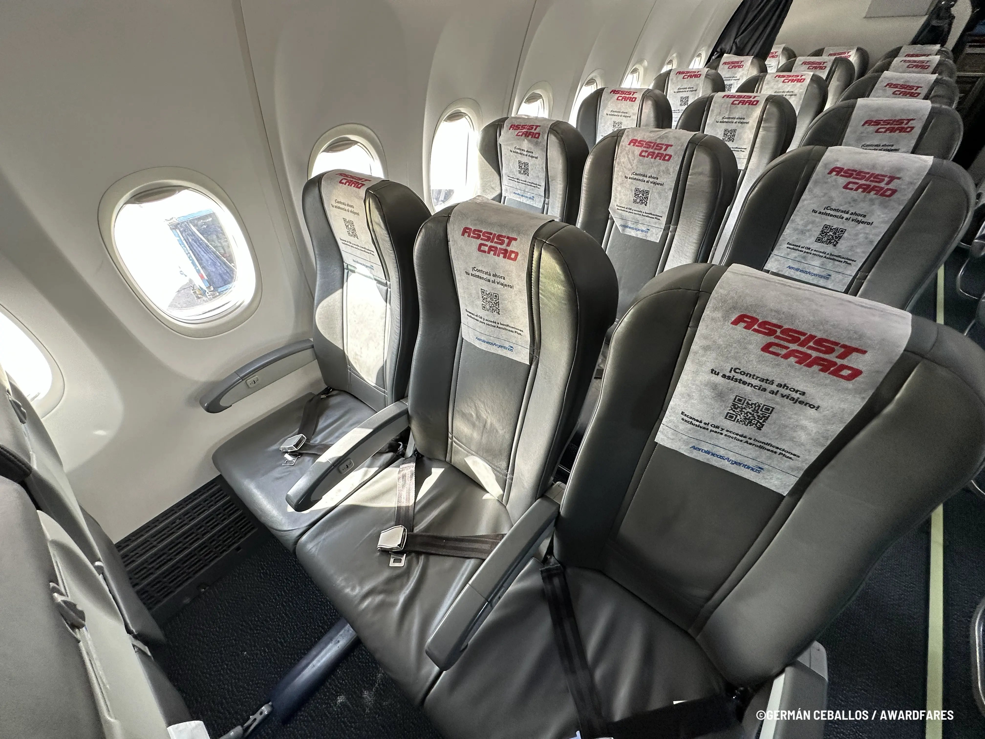 Aerolíneas Argentinas 737 MAX 8 Clase Económica de Buenos Aires a Ushuaia (2025)