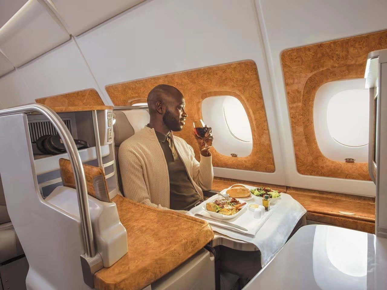 The iconic onboard bar in Emirates A380 Business Class.