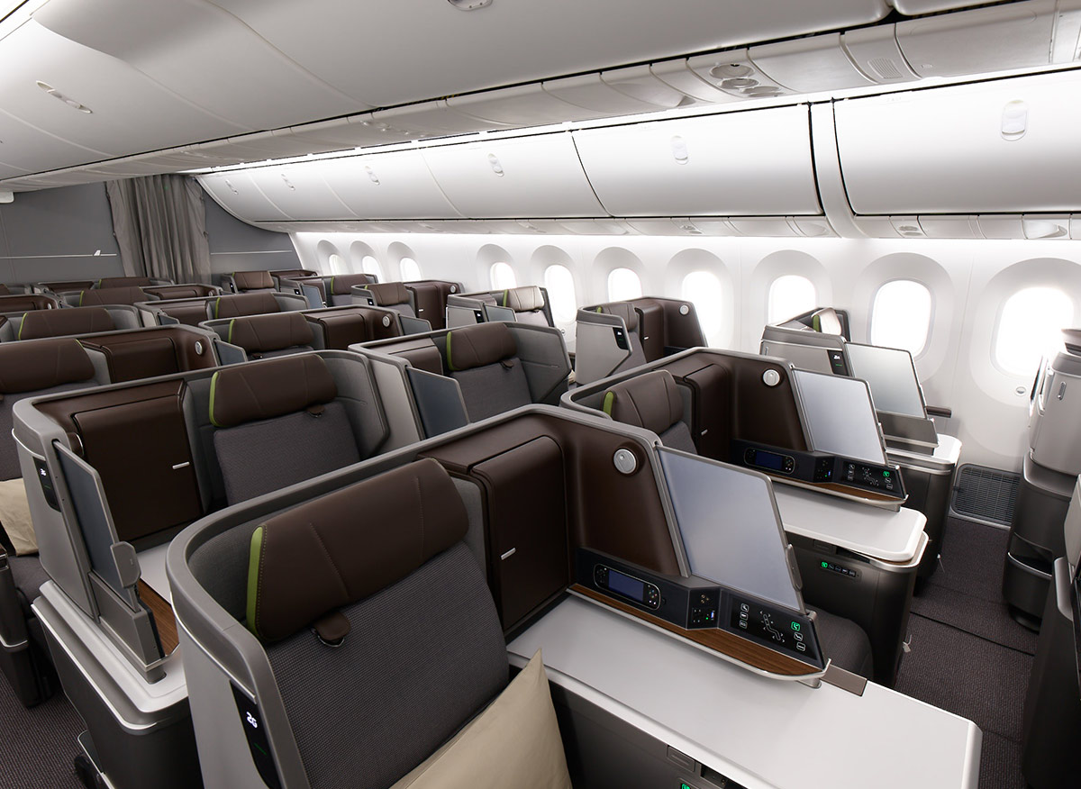 EVA Air’s Royal Laurel Business cabin on the 787.