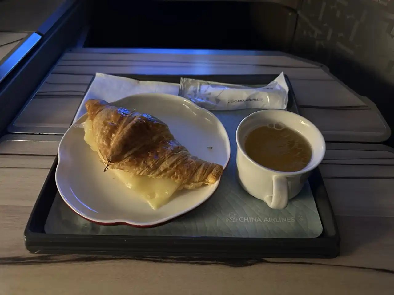 Reseña de China Airlines A350-900 en Clase Business: snack de mitad de vuelo