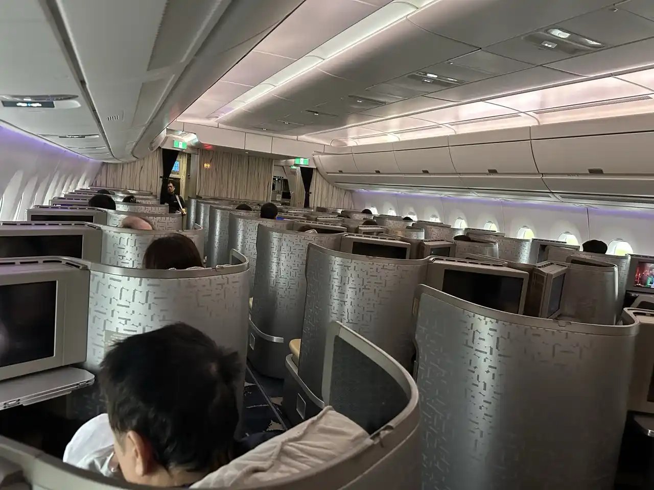 Reseña de China Airlines A350-900 en Clase Business: cabina