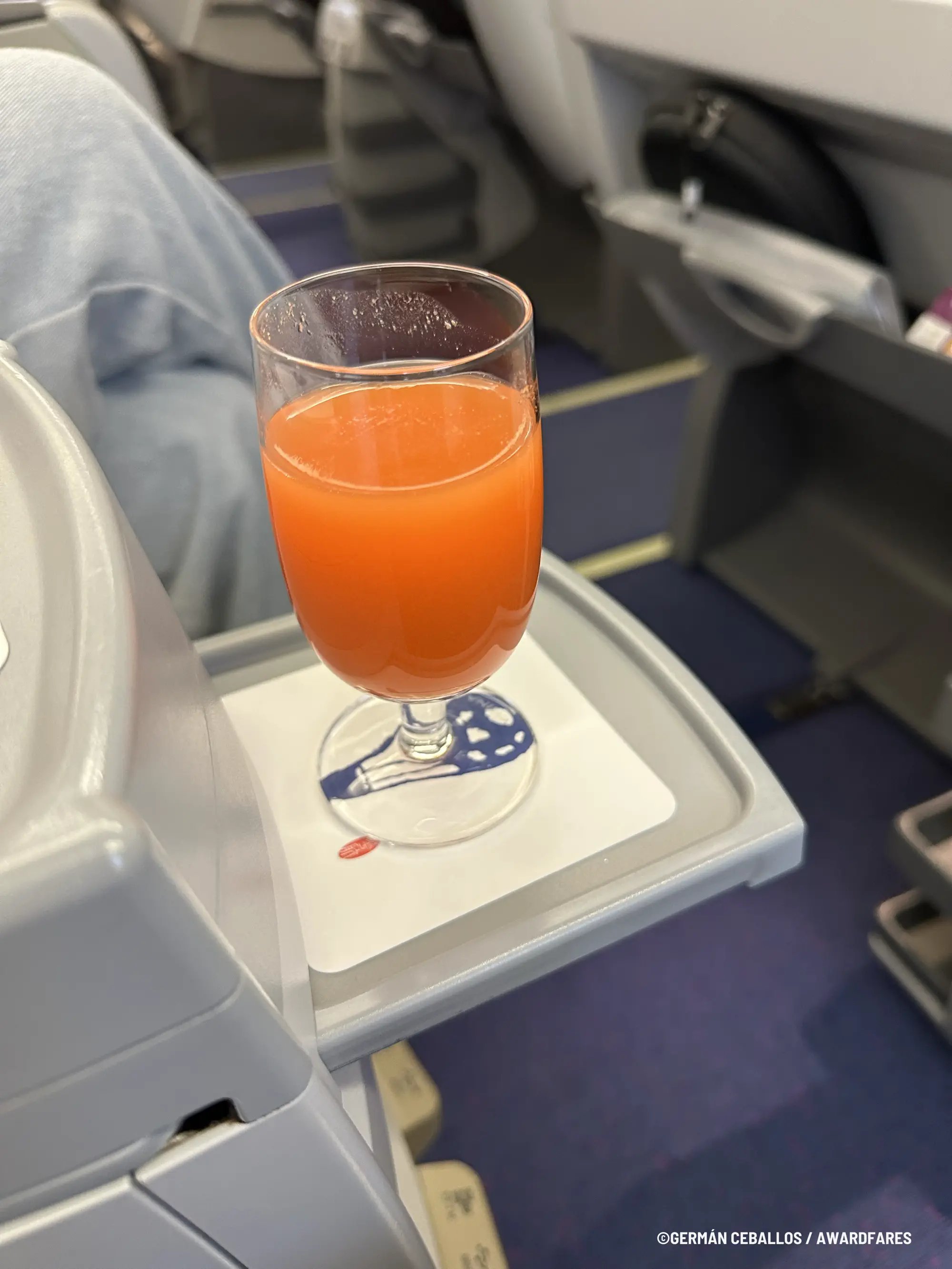 China Airlines A330-300 Business Class Review from Taipei to Seoul