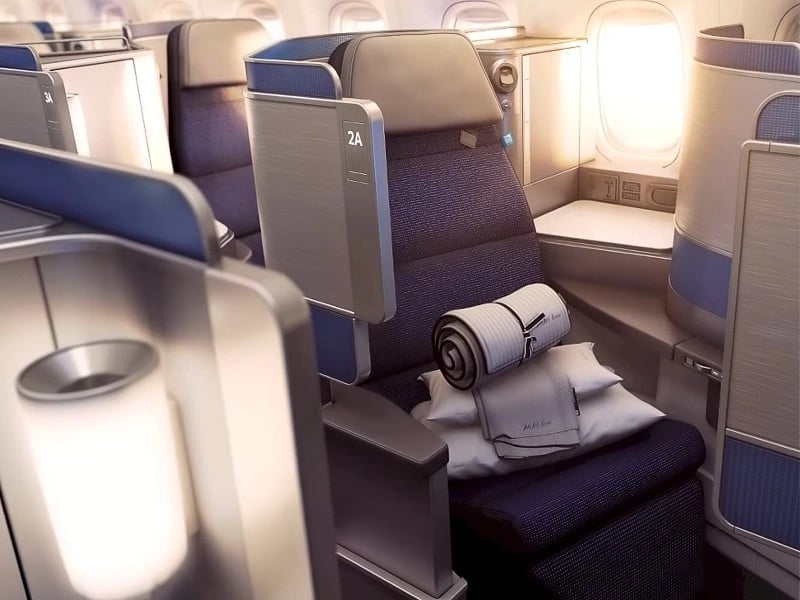 Best Cabin using SAS EuroBonus Points on United Airlines (Polaris).