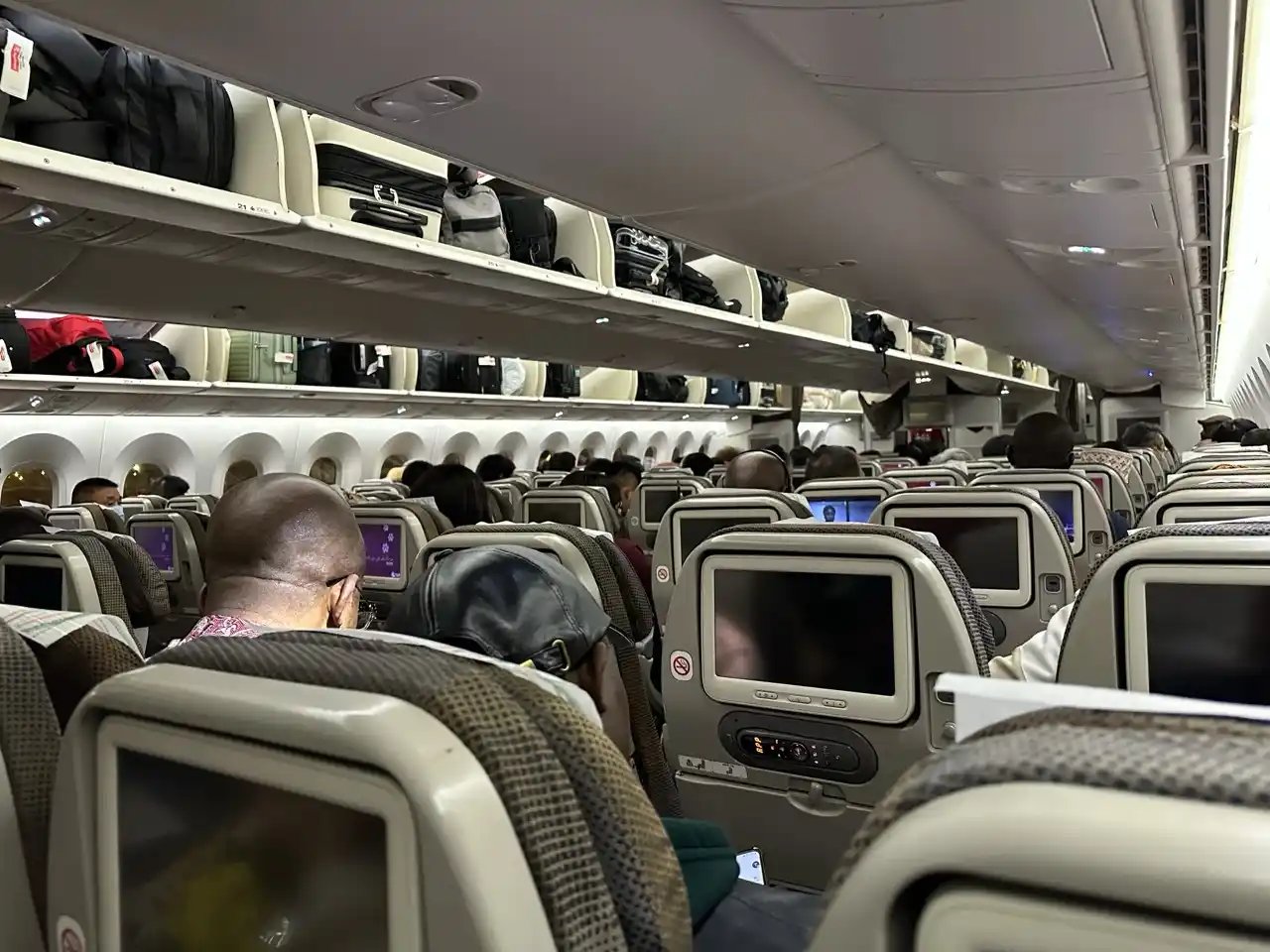 Reseña de Kenya Airways 787-8 en Clase Económica de Guangzhou a Bangkok