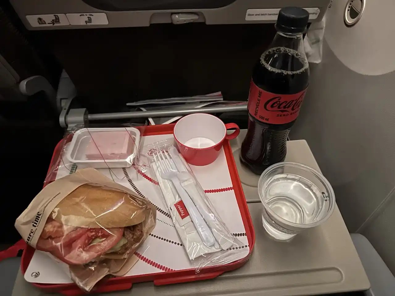 Reseña de Kenya Airways 787-8 en Clase Económica de Guangzhou a Bangkok