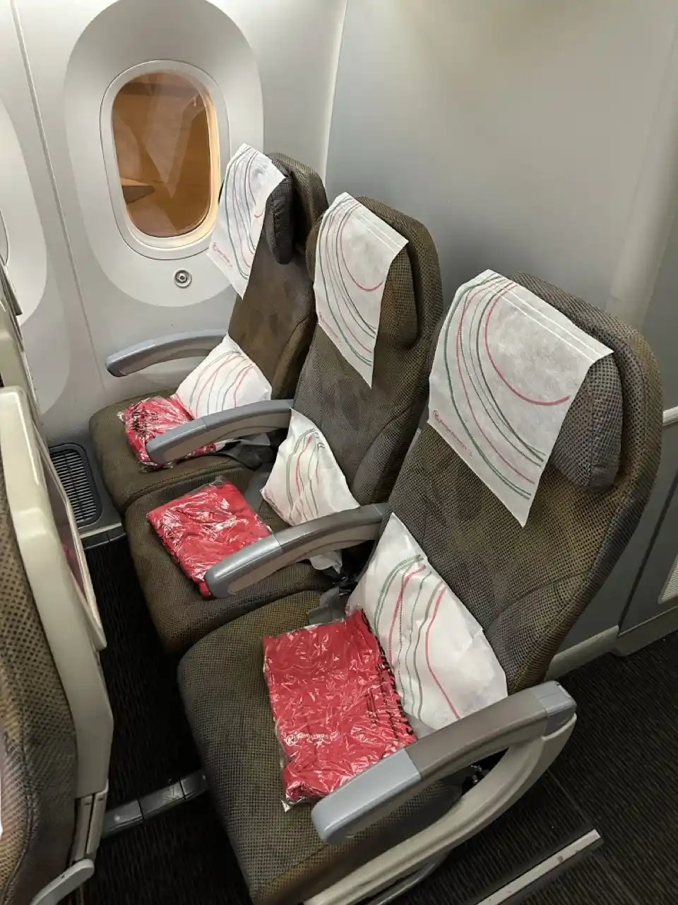 Reseña de Kenya Airways 787-8 en Clase Económica de Guangzhou a Bangkok