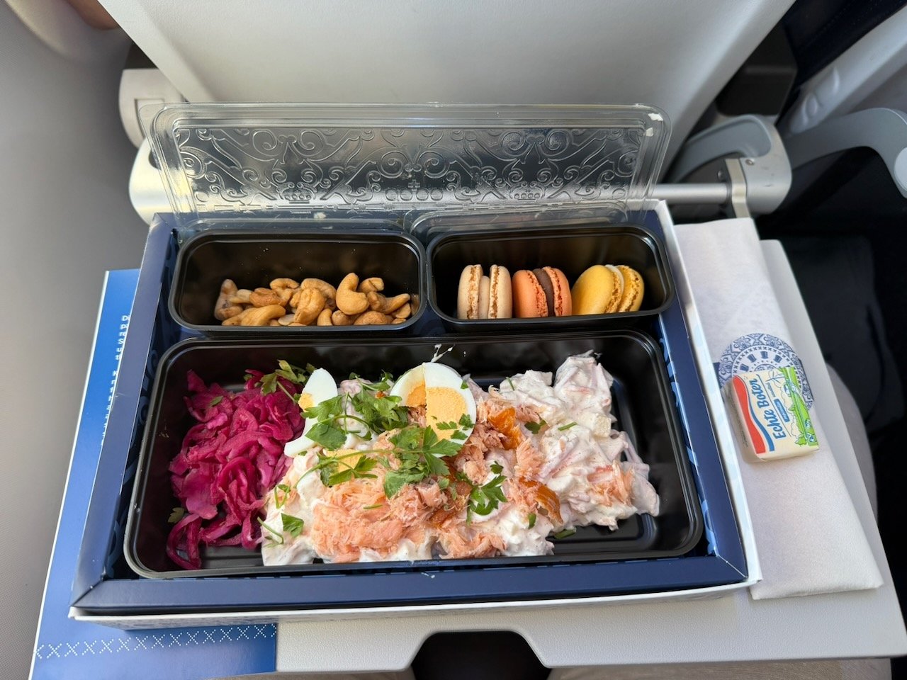 KLM ARN AMS cold meal tray on the KLM Amsterdam to Buenos Aires review.