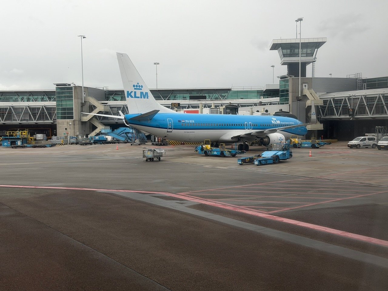 Amsterdam Schiphol KLM aircraft at gate on the KLM Amsterdam to Buenos Aires review.