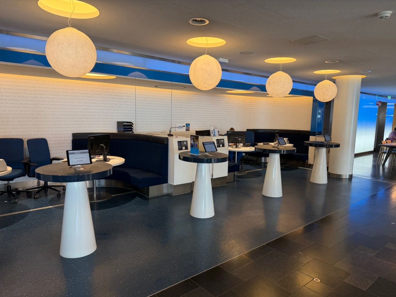 Amsterdam KLM crown lounge dining area on the KLM Amsterdam to Buenos Aires review.