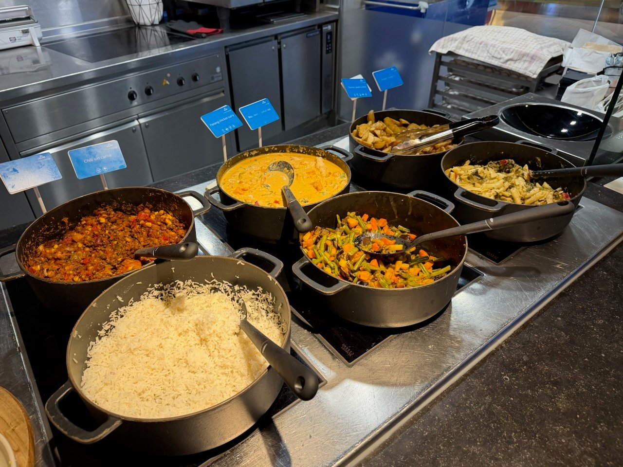 Amsterdam KLM crown lounge hot dishes on the KLM Amsterdam to Buenos Aires review.