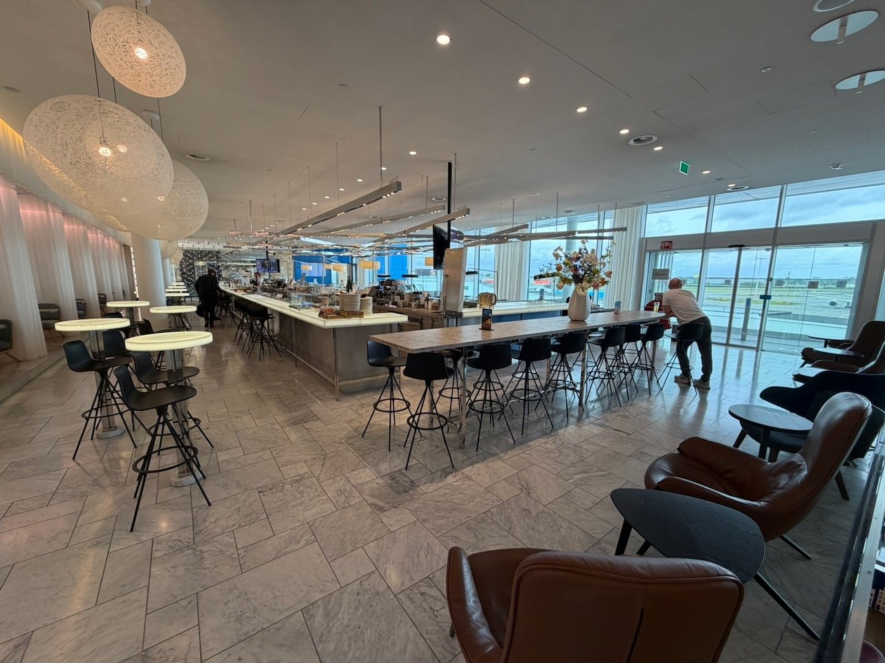 Amsterdam KLM crown lounge blue bar seating on the KLM Amsterdam to Buenos Aires review.