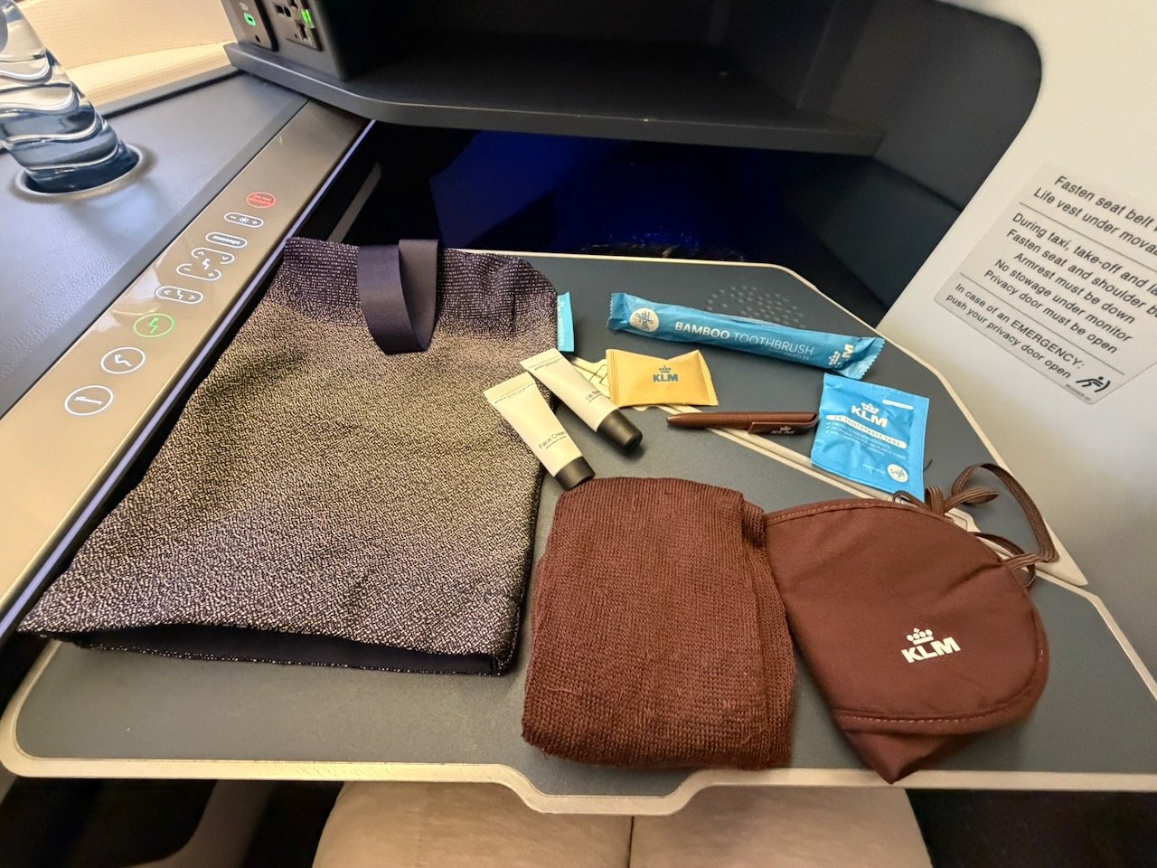KLM AMS EZE amenity kit contents on the KLM Amsterdam to Buenos Aires review.