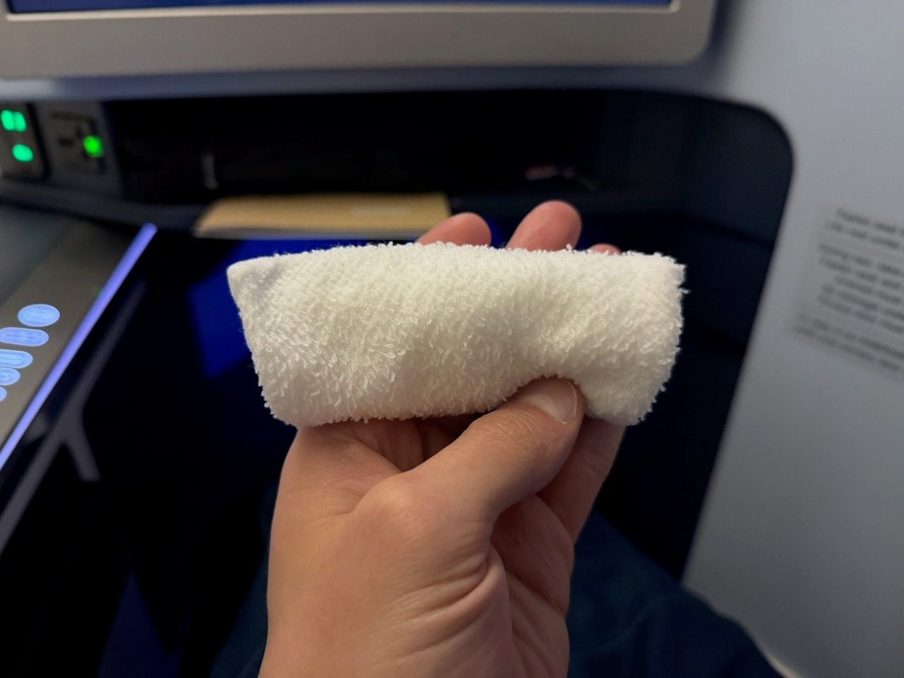 KLM AMS EZE hot towel on the KLM Amsterdam to Buenos Aires review.