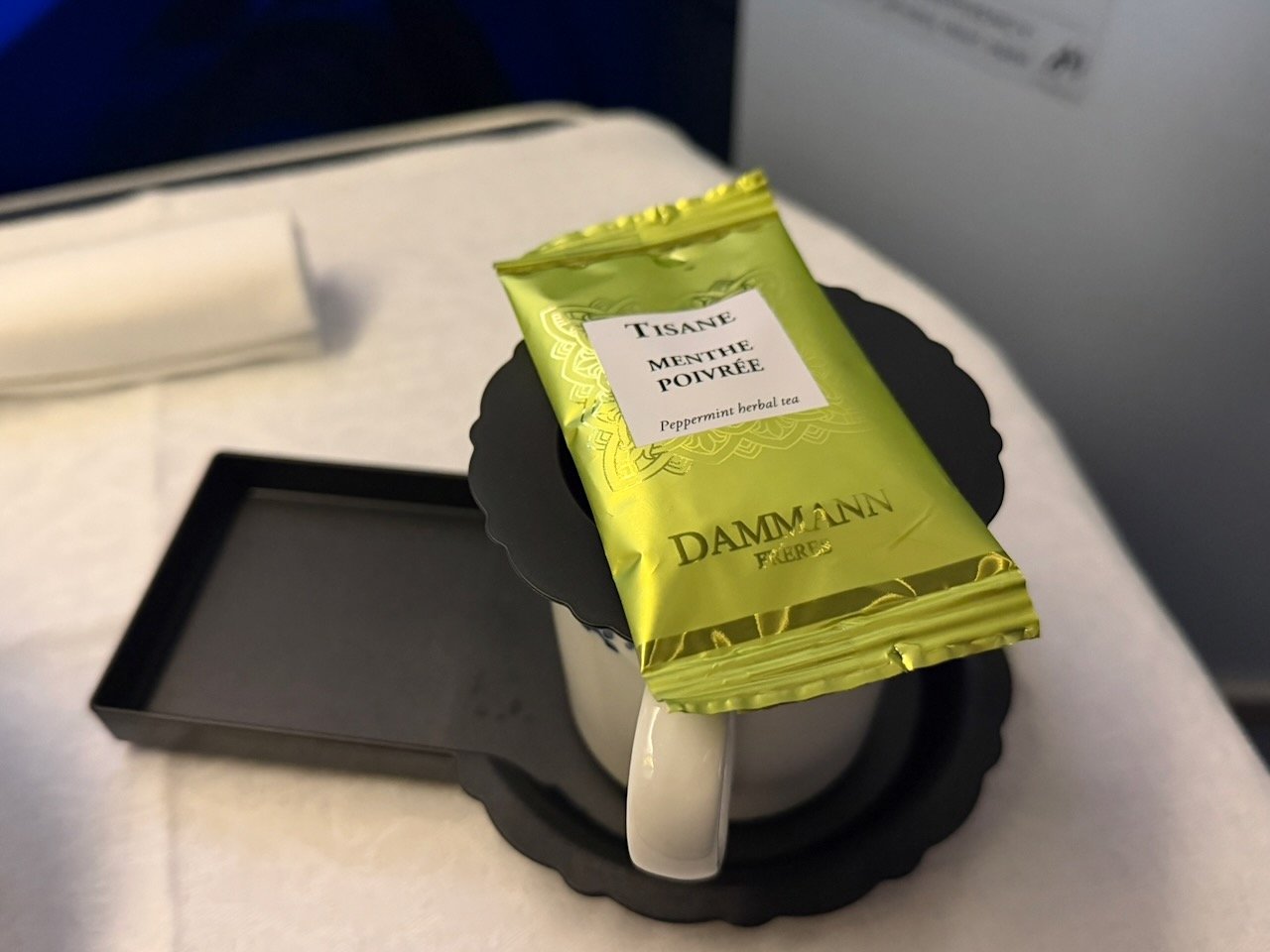 KLM AMS EZE dammann tea on the KLM Amsterdam to Buenos Aires review.