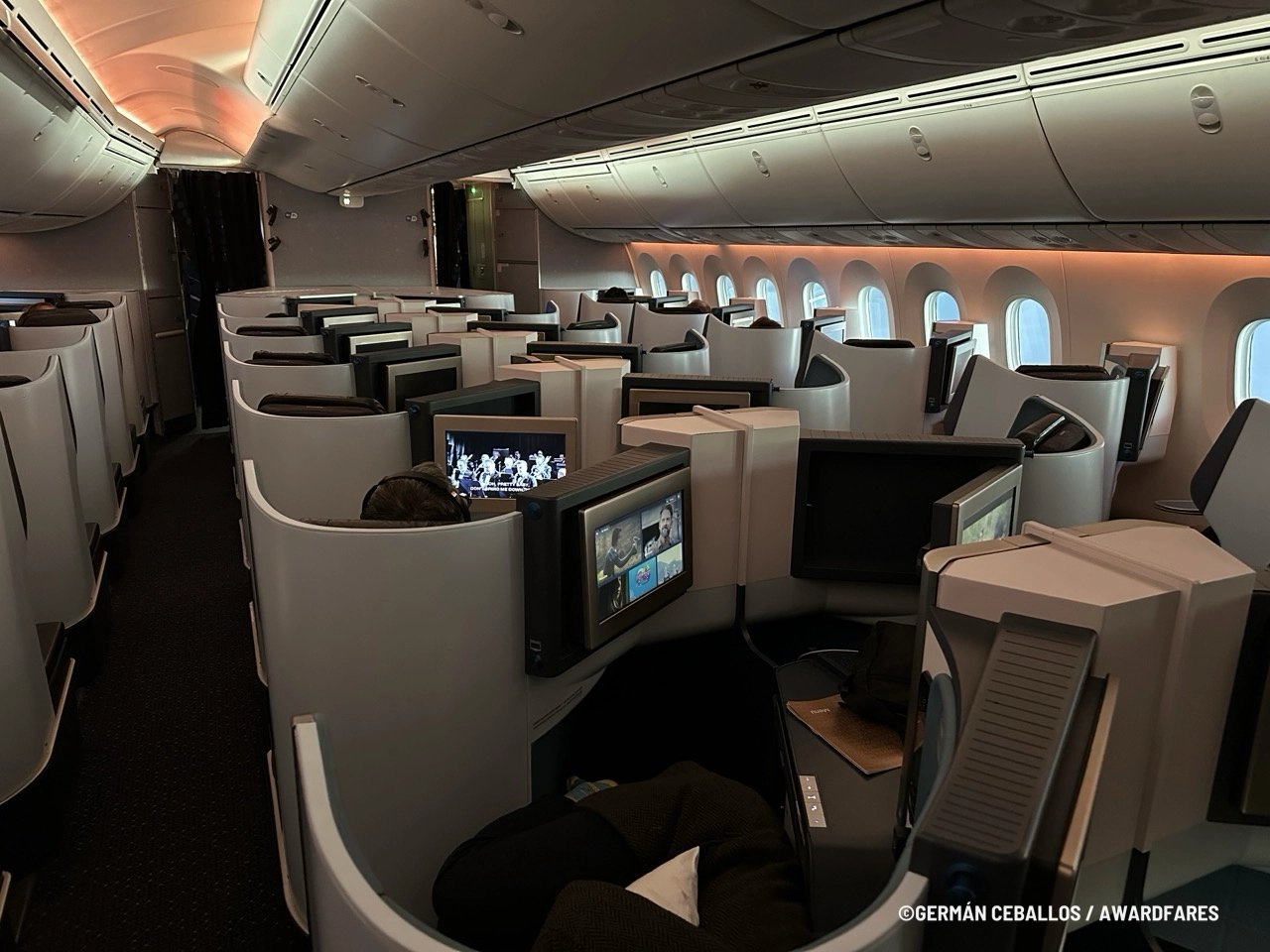 Another angle of the 1-2-1 seating arrangement in business class.