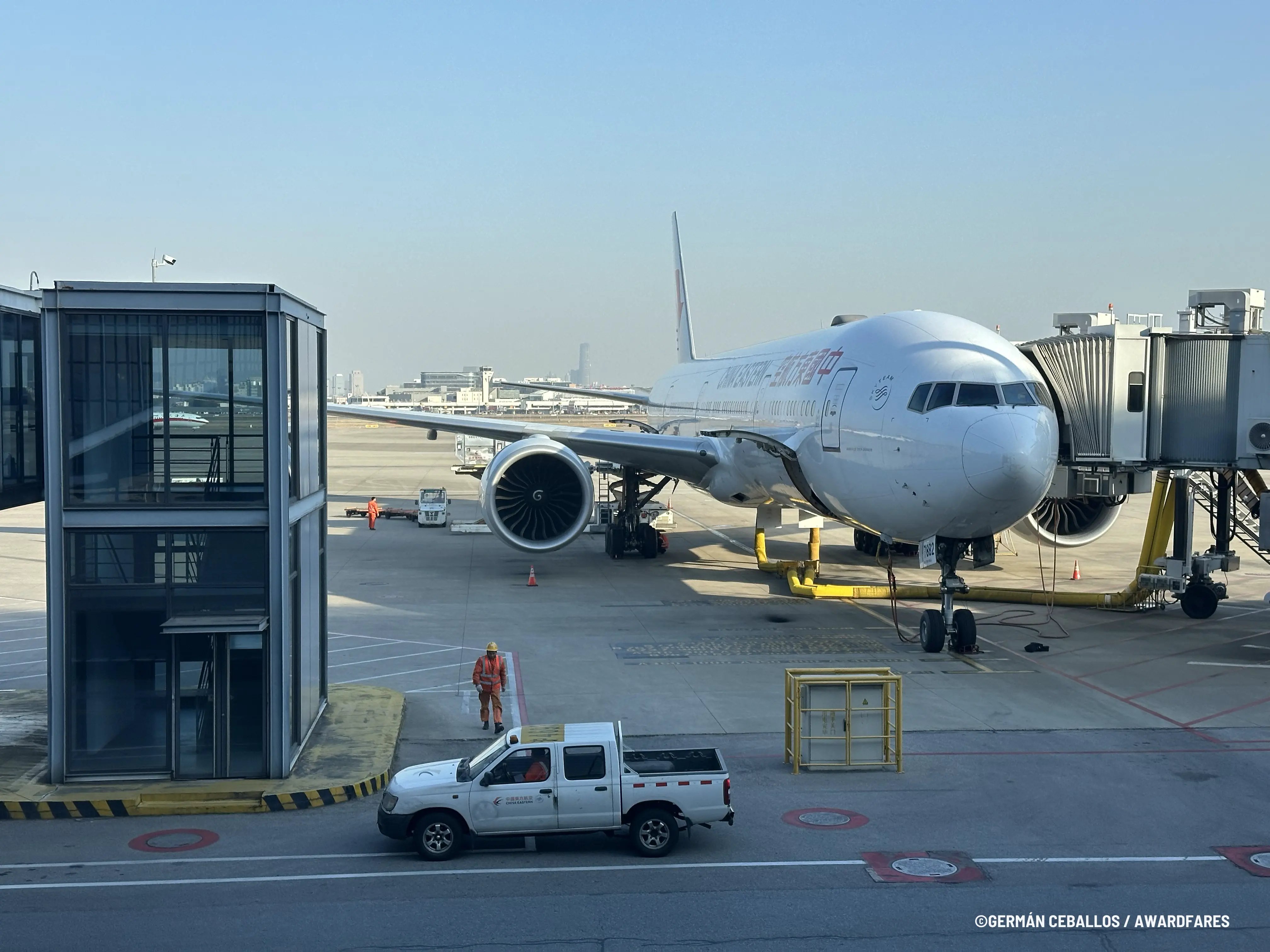 China Eastern Clase Económica 777-300ER: Pekín a Shanghái