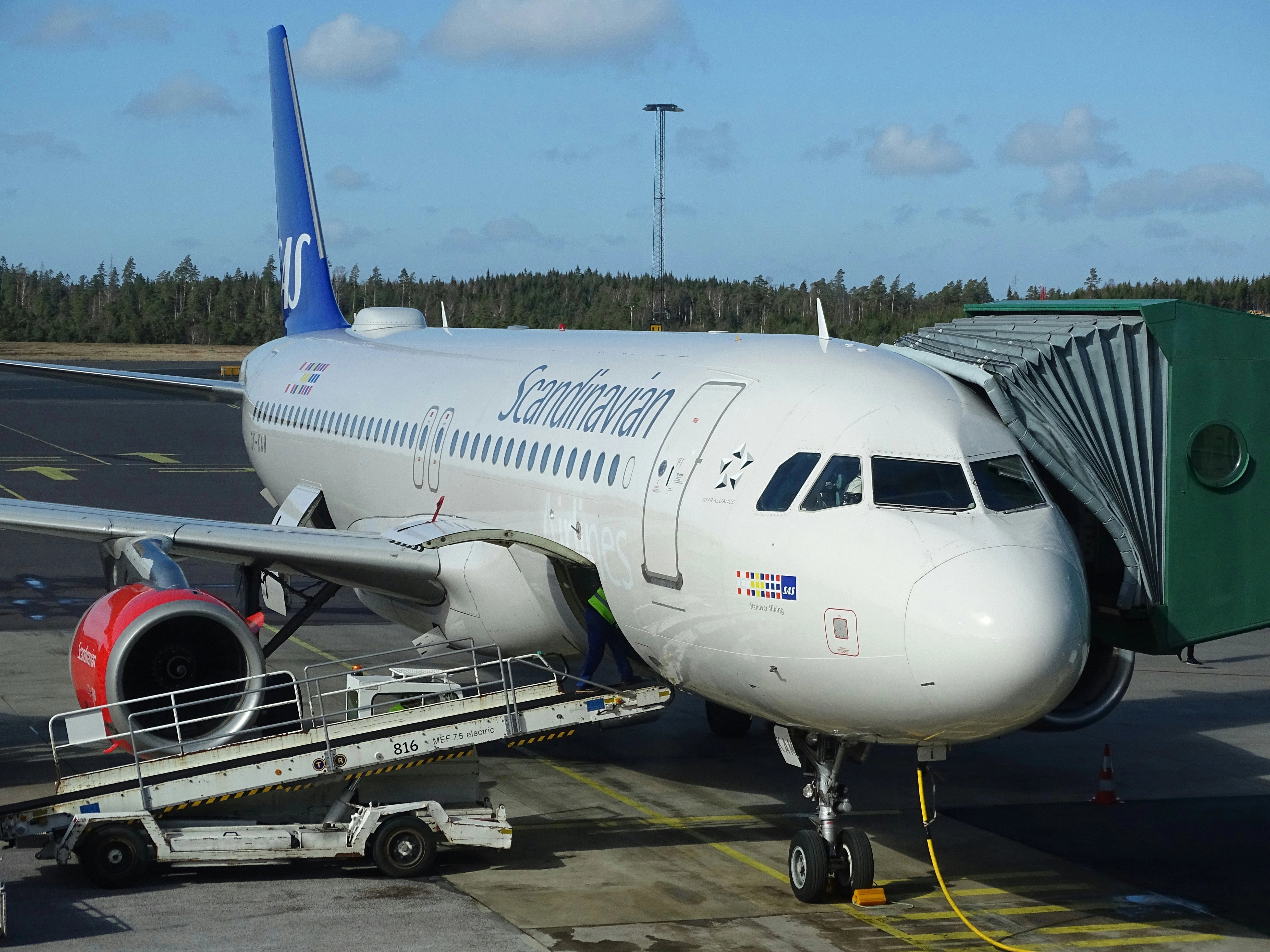 SAS and WestJet announce new interline and codeshare agreement