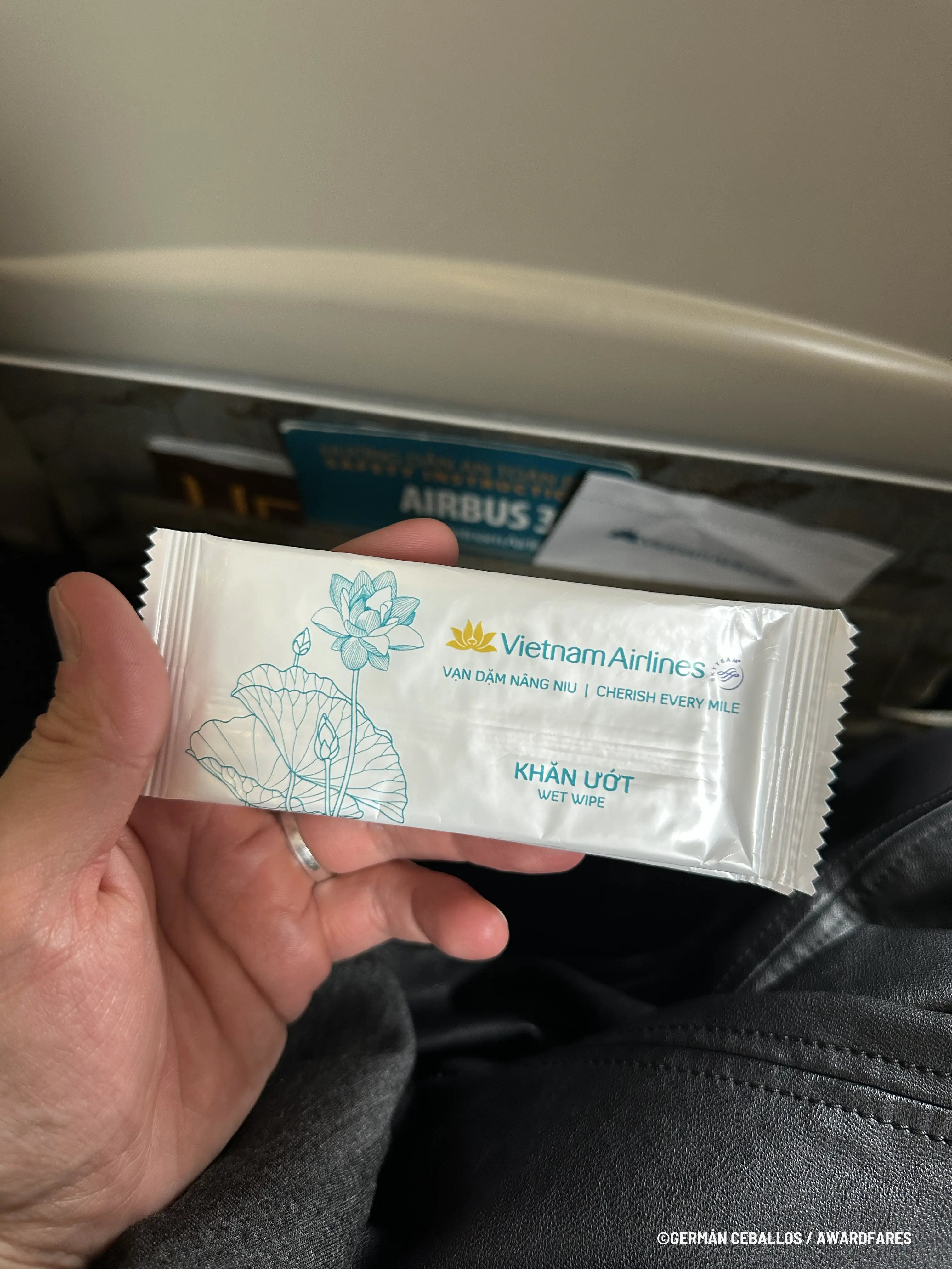 Vietnam Airlines Economy Class (A321) cabin view Jakarta to Ho Chi Minh