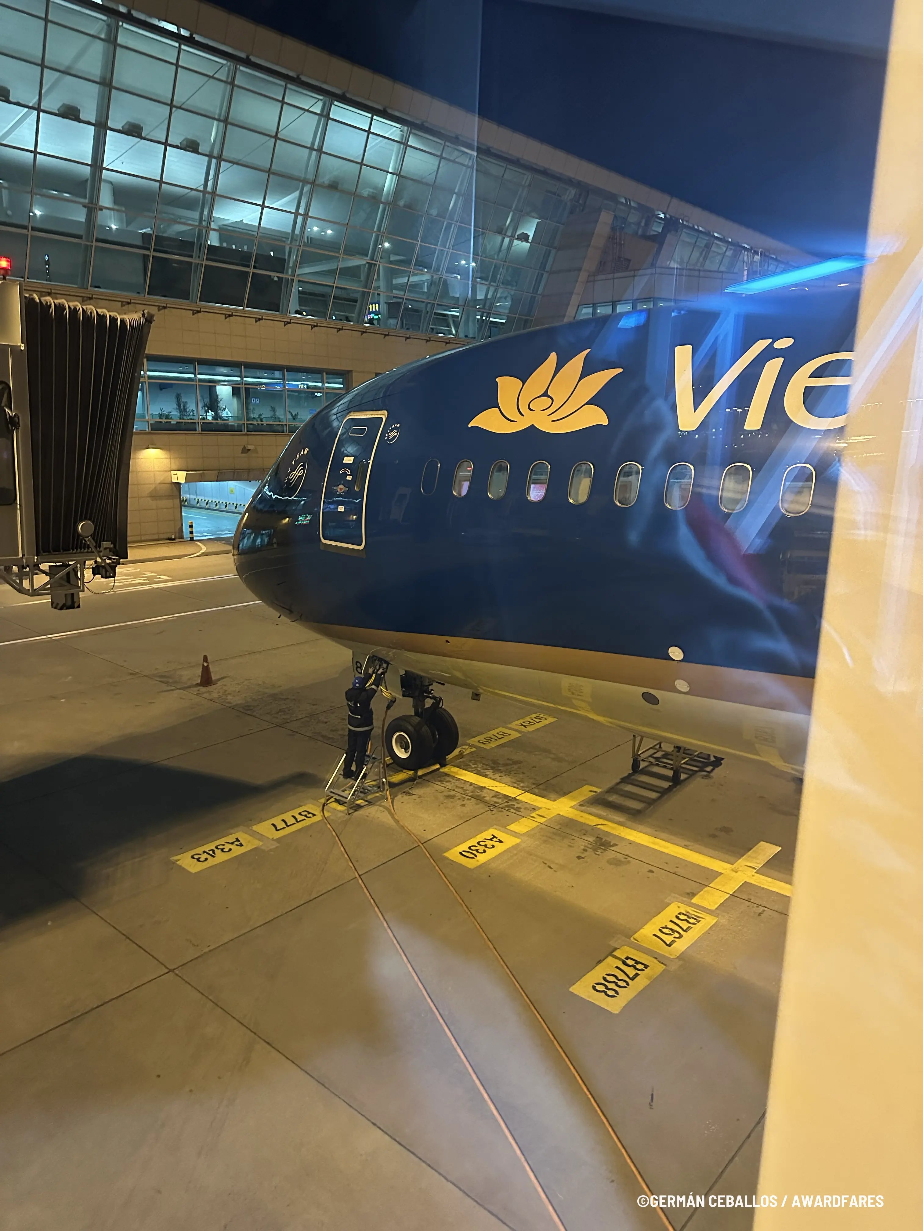 Rodaje tras aterrizar en Seúl con Vietnam Airlines (787-10)